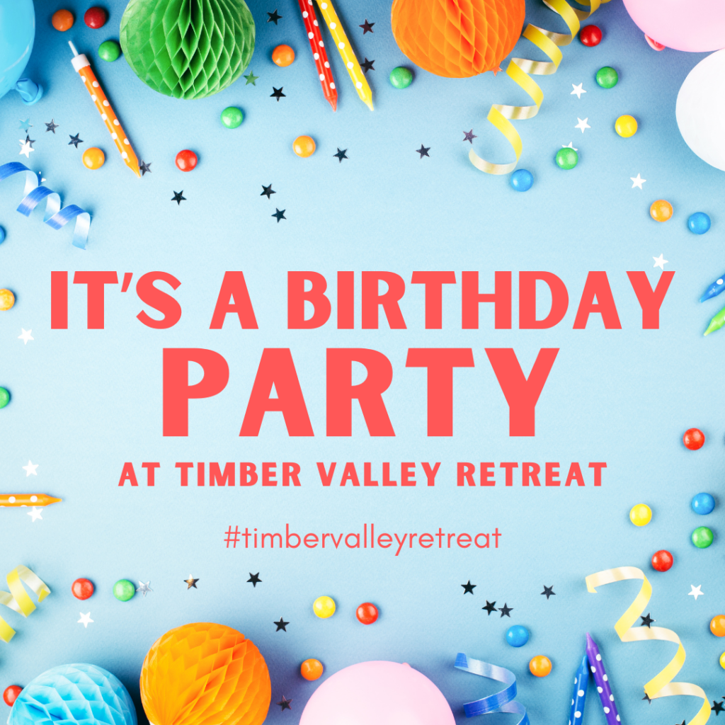 Why Choose a Glamping Birthday for Your Next Milestone? 🏡🌳
In a world filled with digital distractions, a Family Celebration in nature is a breath of fresh air. Without screens or constant notifications, guests of all ages embrace the simple pleasure of playing together in a beautiful natural setting. During our recent Glamping Birthday event, it was wonderful to see everyone—kids and adults, cousins, friends, and new acquaintances—connect and create their own adventures.