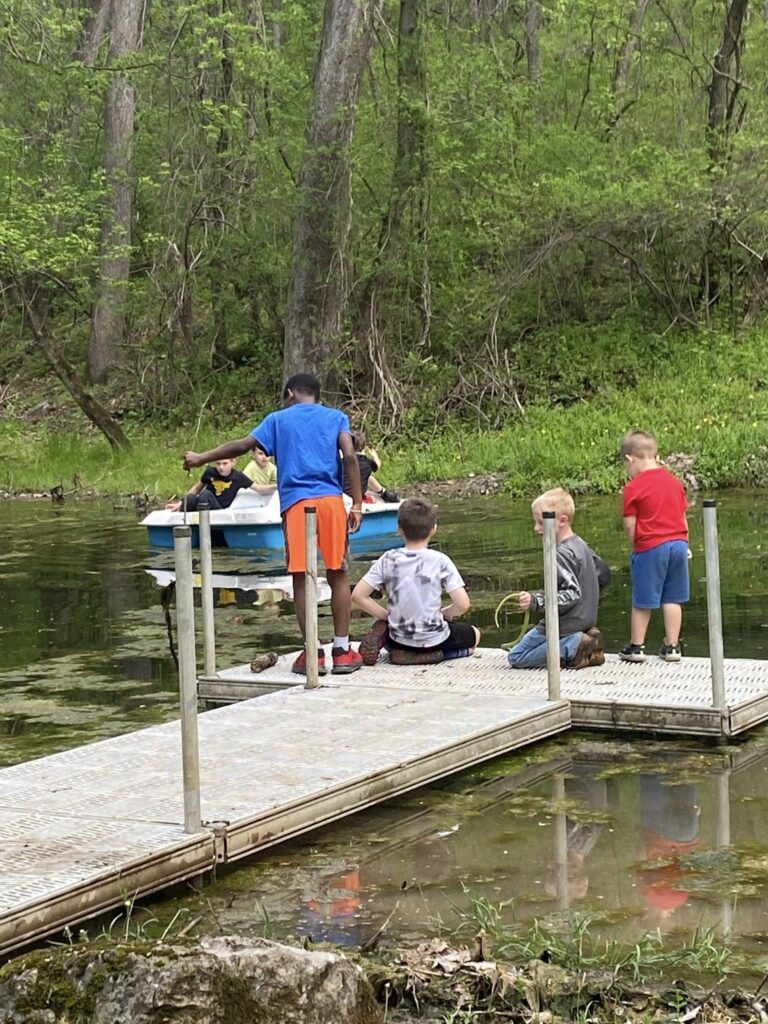 3. A Nature-Filled Playground for Families
One of the key themes in our guest reviews is the “perfect family fun.” From paddle boating on our private pond to exploring the climbing structures and the tire swing, there is never a dull moment. Unlike typical hotels, our glamping experience encourages children to disconnect from screens and reconnect with the outdoors. Kids love the sandbox, the “enchanted forest,” and the freedom to explore safely.